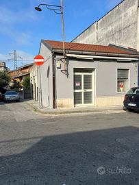 Locale a uso commerciale a Vibo Valentia