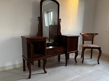 Toeletta vintage con specchio + comodini e sedia