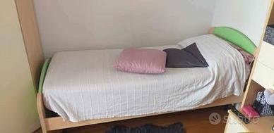 Letto singolo con materasso