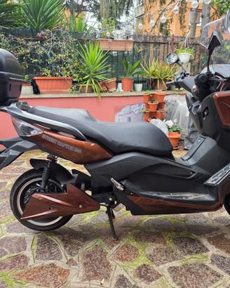 Scooter elettrico Hurba street Raptor 300