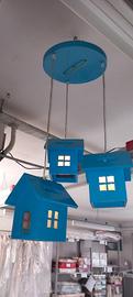 lampadario con casette in legno 