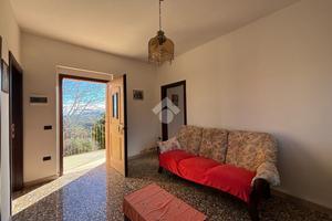 CASA INDIPENDENTE A CELLINO ATTANASIO