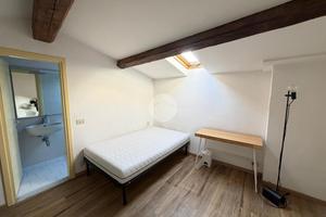 MONOLOCALE A FIRENZE