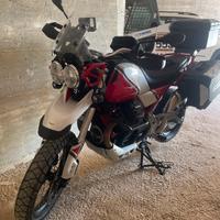 Moto Guzzi V85 TT