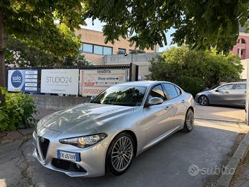 Alfa Giulia Jtdm SUPER 180 HP AUT. 8 MARCE