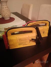 avviatore auto (booster)