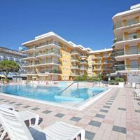 TRILOCALE RISTRUTTURATO IN RESIDENCE FRONTE MARE