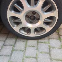 cerchi lega 16 fiat 500/ Ypsilon