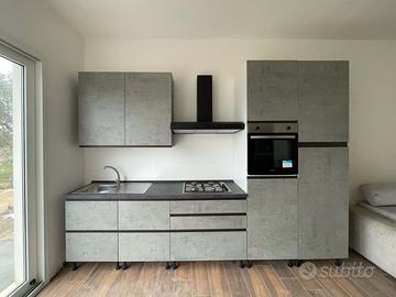 Set Completo Cucina + Tavolo + Sedie