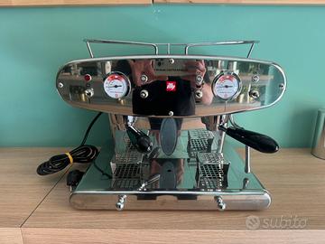 Macchina illy 2.2