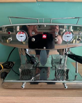 Macchina illy 2.2