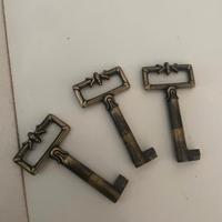 vecchie chiavi Passepartout in ottone