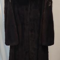 Pelliccia vera di visone con cappuccio