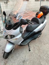 Piaggio x9 500