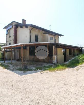 NEGOZIO A CANNETO SULL'OGLIO