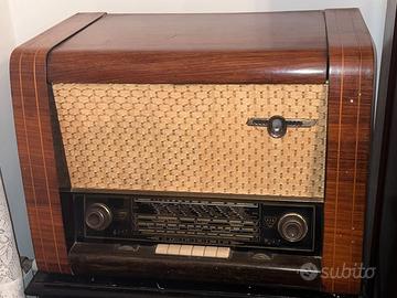 Radio giradischi vintage Sarka K3D