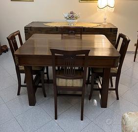 Tavolo arte povera/antica con 4 sedie