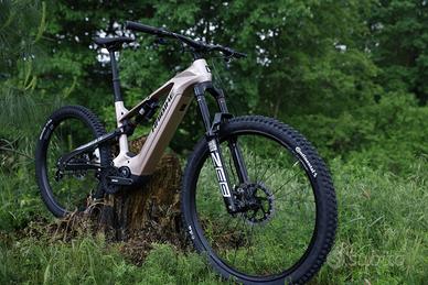 Haibike  Allmtn CF 11 29/27.5'' 160mm 12v 800Wh