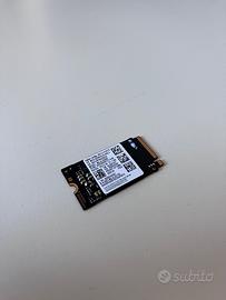 Lenovo IdeaPad 3 15ADA05 - Hard disk SSD