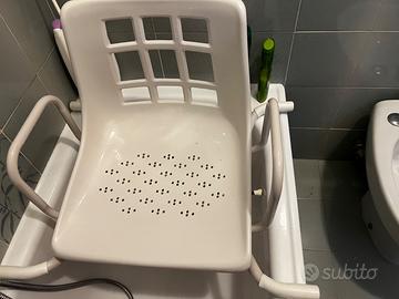 Sedia girevole per vasca da bagno