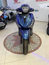 Piaggio Beverly 400 Sport