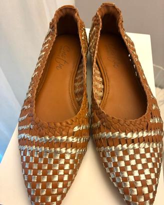 Scarpe nuovissime mis. 36 in vera pelle