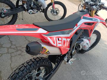 NUOVO Vent Baja 50 ROSSO