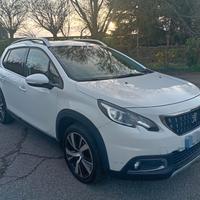Peugeot 2008 BlueHDi 100 Allure