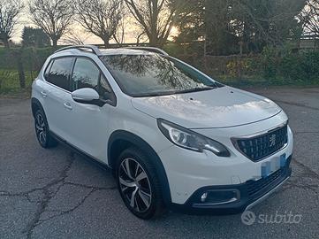 Peugeot 2008 BlueHDi 100 Allure