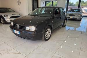 Volkswagen Golf 1.6 16V cat 5 porte Highline