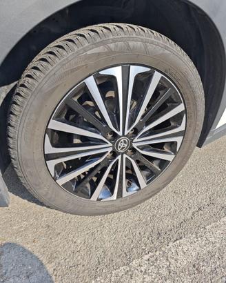 Pneumatici invernali 175/65 R17 Toyota Aygo X