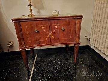 Coppia di comodini anni '50