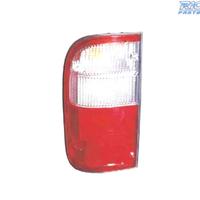 FANALE SINISTRO PER TOYOTA HILUX 98-04