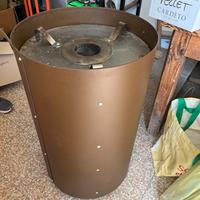 Focolore a pellet con piano griglia