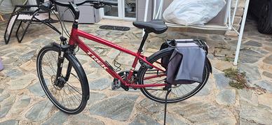 bici trekking city bike Trek