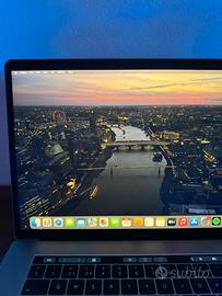 Macbook Pro 15,1/ 2018