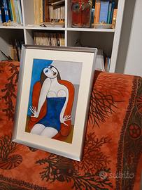 Donna su poltrona rossa