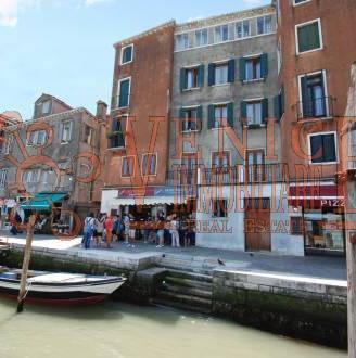 Attività di Alimentari a Cannaregio