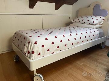 letto singolo per ragazza 200x90 con rotelle