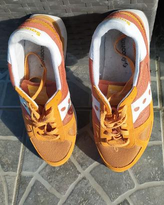 SCARPE SAUCONY TG 10,5/44,5 USATE SOLO PER PROVA