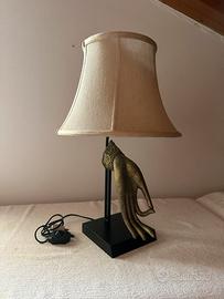 Lampada originale cinese con mano ohm