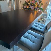 Tavolo moderno allungabile