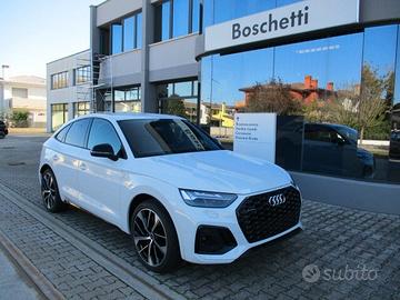 Audi Q5 55 TFSI e quattro S tronic Identity Black