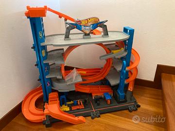 GARAGE HOT WHEELS