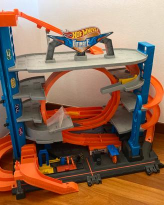 GARAGE HOT WHEELS