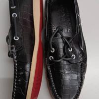 STOCK DI MOCASSINI IN PELLE DA UOMO 