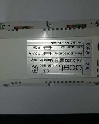 alimentatore per impianti citofonici acet da 6/12V