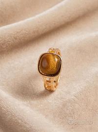 anello di bigiotteria 