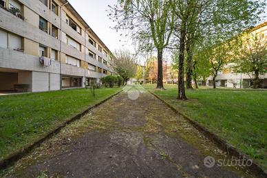 5 LOCALI A PADERNO DUGNANO