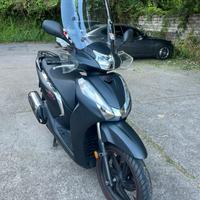 Honda SH 300 sport